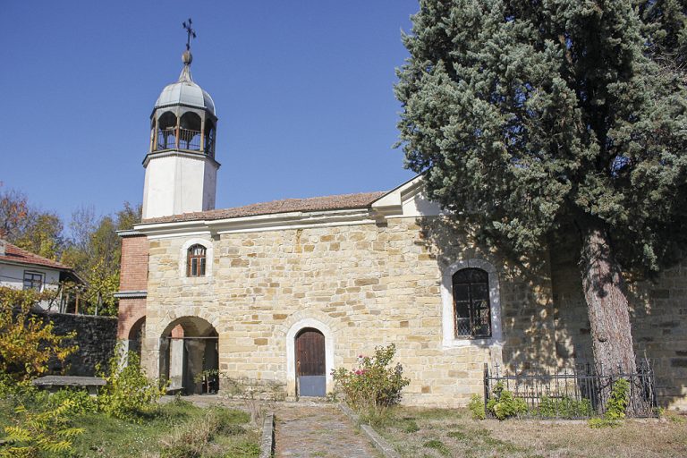 Горски горен Тръмбеш – малкото голямо село на българския дух