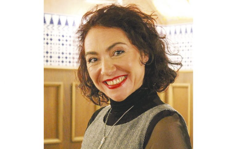 Дъщерята на Баш майстора –  Кирил Господинов, представя книги и диск, посветени на баща ѝ