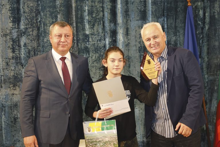 Зарина Иванова е Спортист на 2022 г. в Павликени