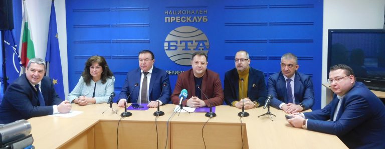 Горещи новини | Вече 2 години общините едва оцеляват, оплакаха се кметовете на ГЕРБ