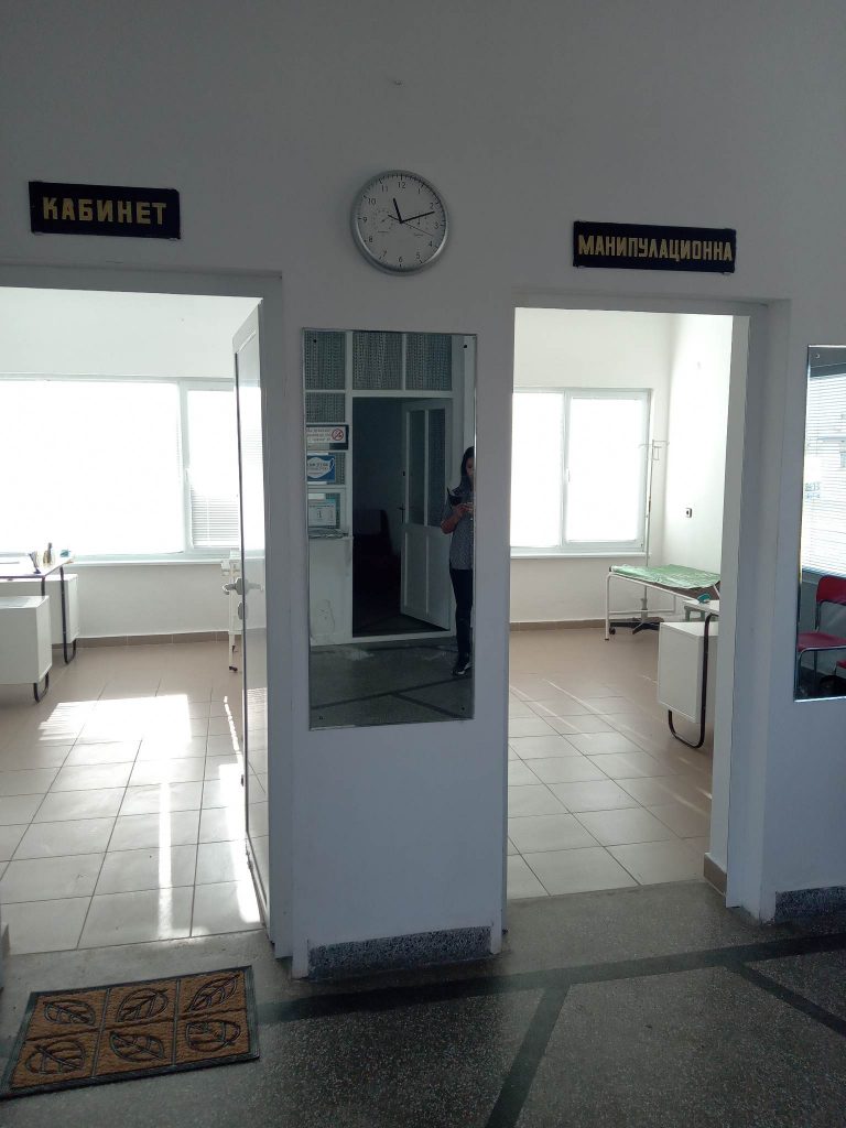 Общество | Ремонтираха здравната служба в Мусина