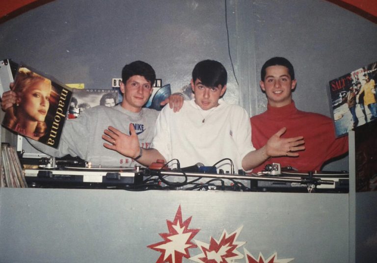 DJ Stevie G –  властелинът  на плочите