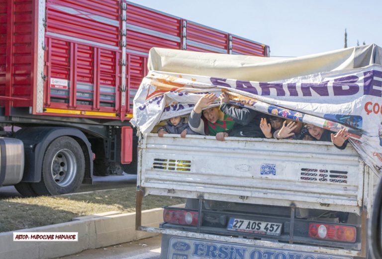 Изложбата “Апокалипсис по Рихтер” показва лицето на трагедията в Турция