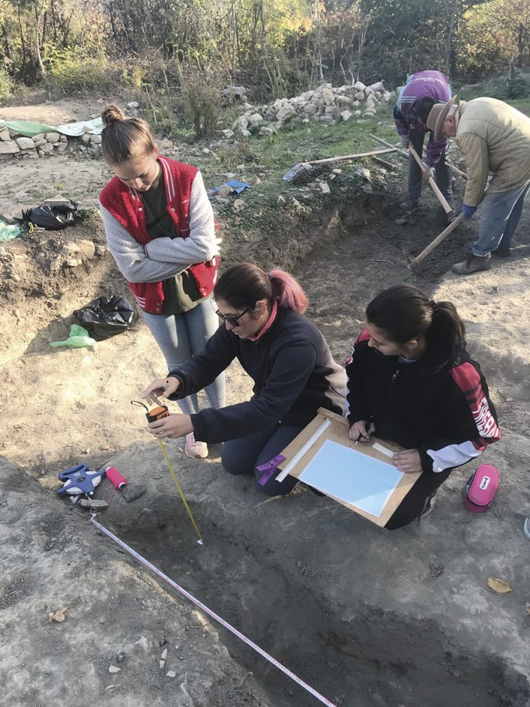 Историческият музей в Горна Оряховица  събира в  изложба археологическите проучвания през периода 2020-2022 г.