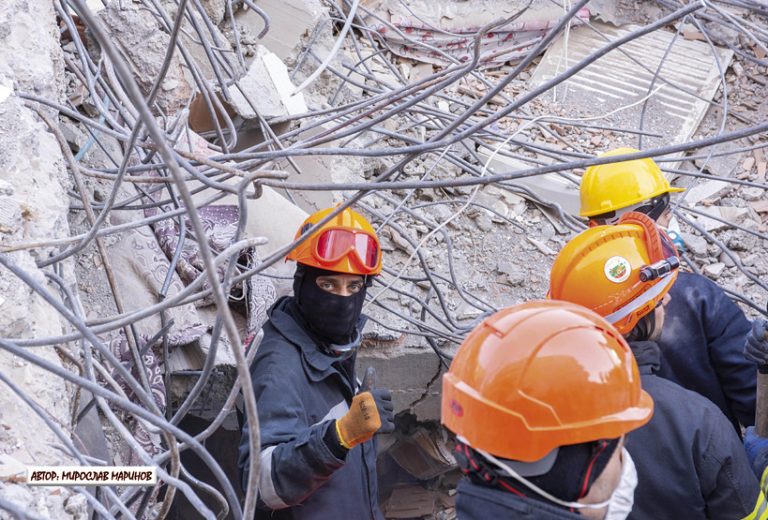 Изложбата “Апокалипсис по Рихтер” показва лицето на трагедията в Турция