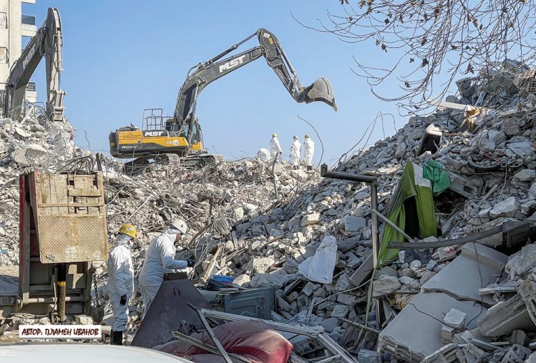 Изложбата “Апокалипсис по Рихтер” показва лицето на трагедията в Турция