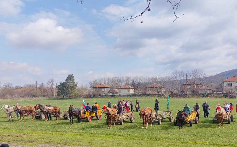 Тодоровден отново събра животни, състезатели и публика в три лясковски села