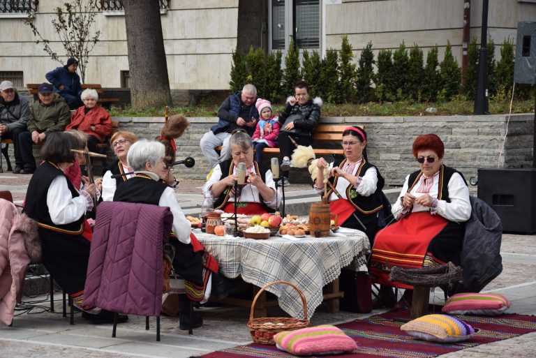 Китна Елена отново беше част от Европейските дни на занаятите