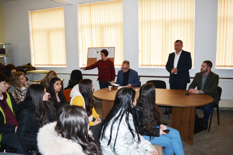 Общество | В „Зелено ателие“ жителите на Павликени ще учат как да оползотворяват непотребни вещи