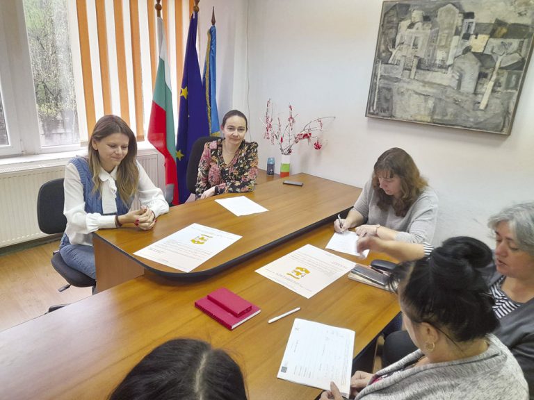 Пресконференция по проект “Грижа в дома в община Стражица”