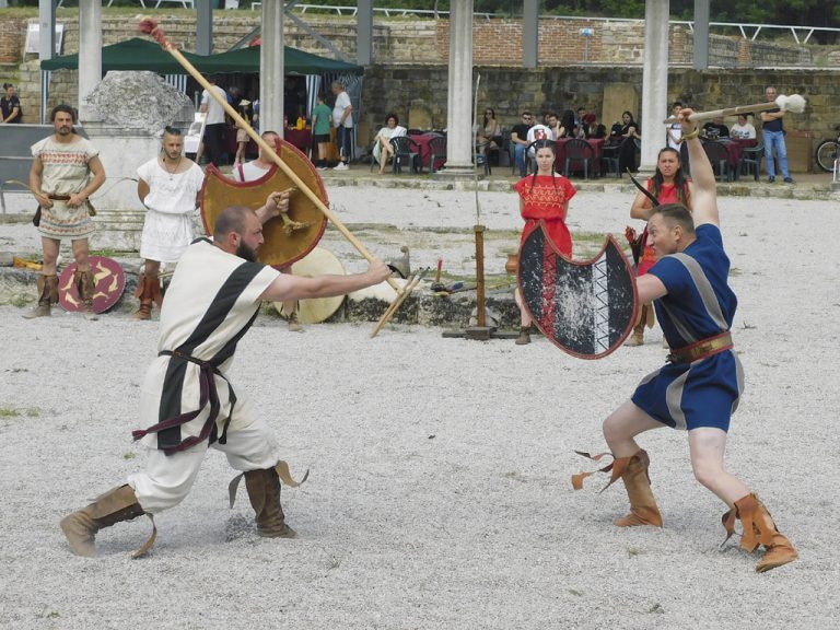 Телевизионни звезди и антични атракции забавляваха гостите на “Орел на Дунава”