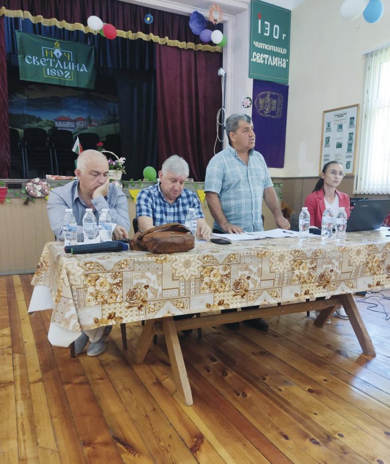 Общество | Хората във Велчево искат да има  легнали полицаи на влизане в селото