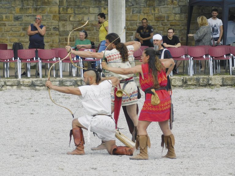 Телевизионни звезди и антични атракции забавляваха гостите на “Орел на Дунава”