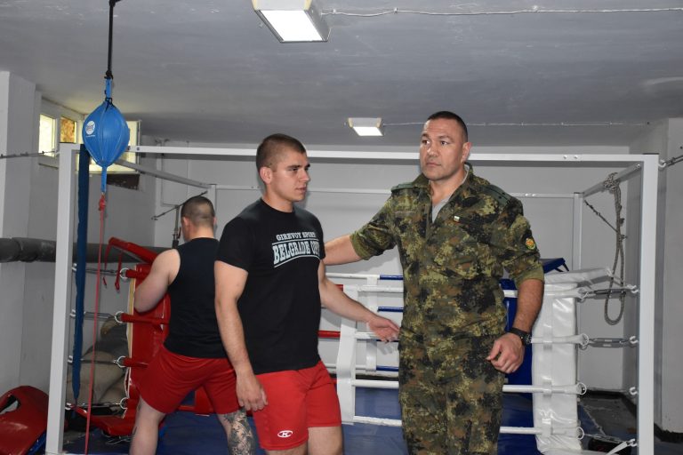 Кубрат Пулев изнесе лекция в НВУ