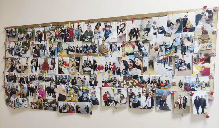 Екип от специалисти осмисля живота на хора  с тежки увреждания в най-новия дневен център