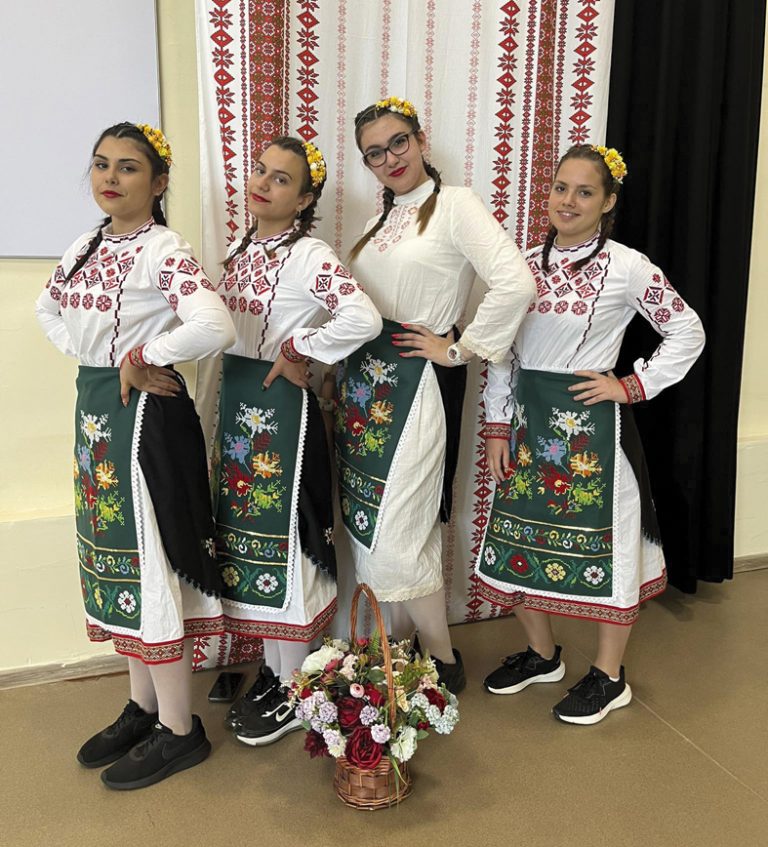 Съхранение и популяризиране на  българския фолклор чрез клуб по народни танци  в ПГСАГ “Ангел Попов”, гр. Велико Търново