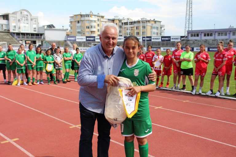 Дузпи решиха финала за Купата на M&BM, журналист на “Янтра ДНЕС” – със специалния приз