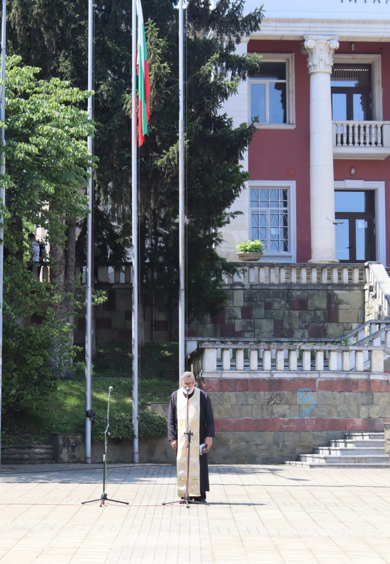 147 години безсмъртие на Ботев и загиналите отбелязаха лясковчани