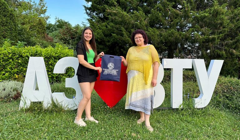 Общество | Започна записването след първо класиране на приетите по магистърските програми