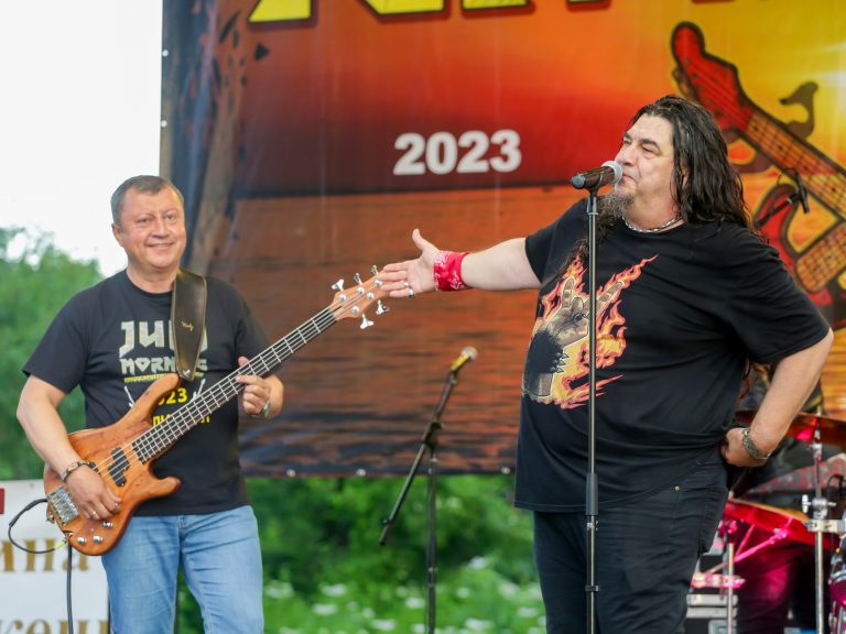 Общество | Джулай морнинг привлече над 4000 души в Павликени