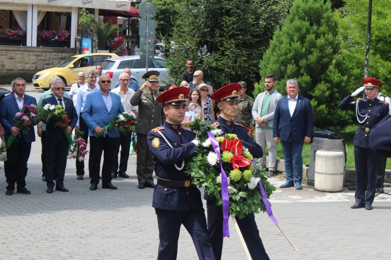 Велико Търново отбеляза 146 г. от освобождението на града