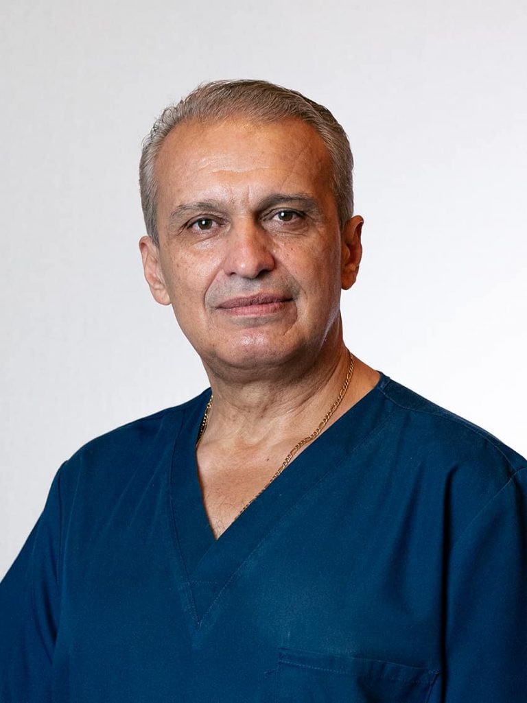 Отстраниха тумор с тегло 16,2 кг в МОБАЛ “Д-р Стефан Черкезов”