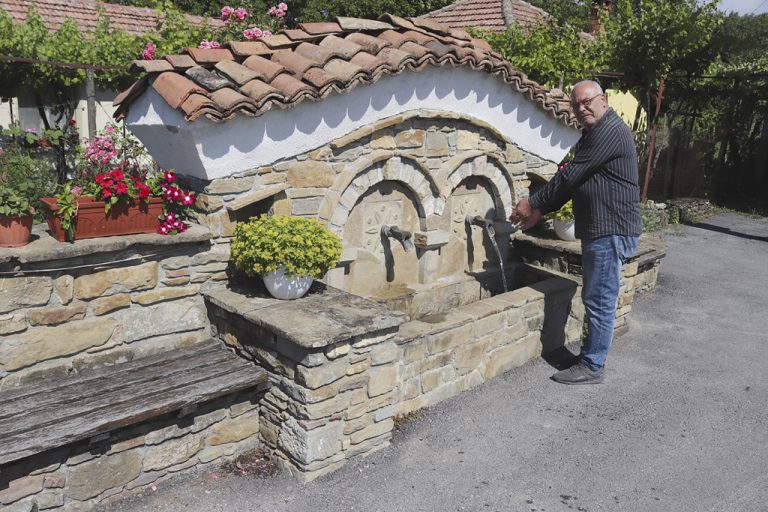 Общество | Заможни търновци съживяват предбалканското село Ялово