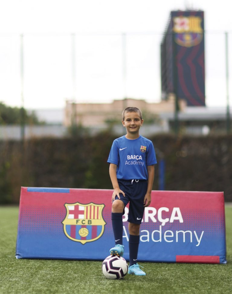 Млад талант от “Етър” се докосна до магията на “Барселона”