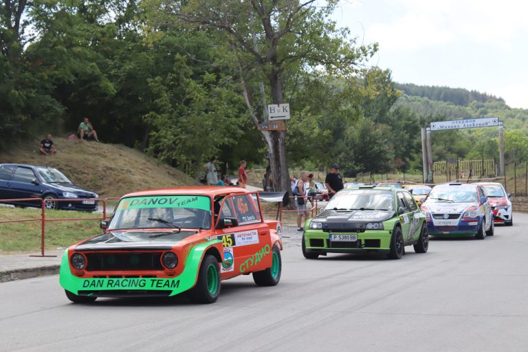 Победител в Десетото юбилейно Планинско изкачване „Раховец Лясковец“ е Пламен Камбуров