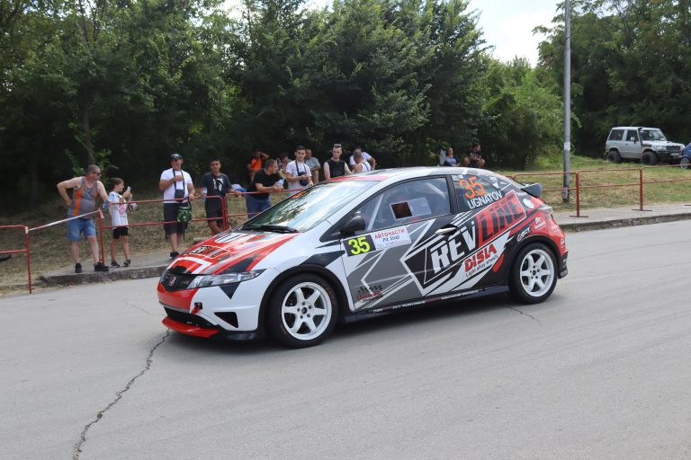 Победител в Десетото юбилейно Планинско изкачване „Раховец Лясковец“ е Пламен Камбуров