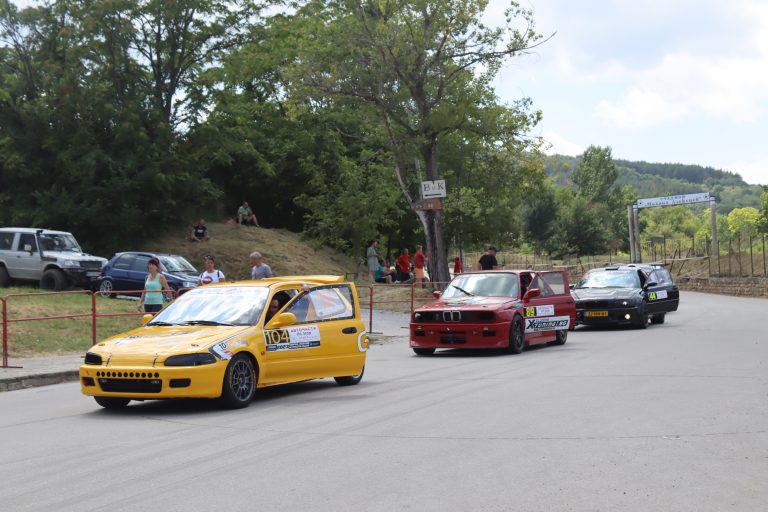 Победител в Десетото юбилейно Планинско изкачване „Раховец Лясковец“ е Пламен Камбуров