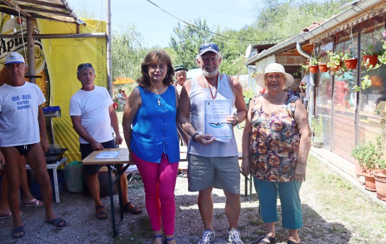 В осмия Национален маратон „Добри Динев” в Лясковец за наградите се надпреварваха 29 плувци