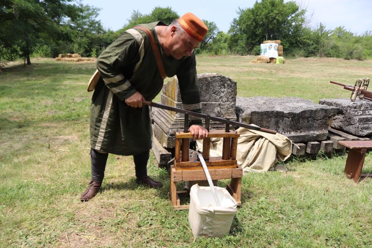 Битки, ритуали, мода и занаяти от античността видяха посетителите на Никополис ад Иструм