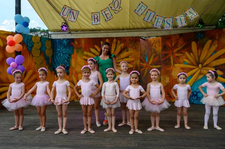 Кубинска звезда и най-новата българска латино група бяха част от фестивал във Велико Търново