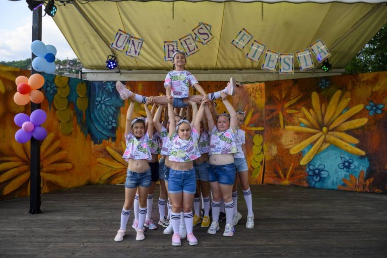 Кубинска звезда и най-новата българска латино група бяха част от фестивал във Велико Търново