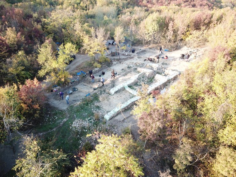 Горна Оряховица | Археолози продължават да разкриват тайните в района на  крепостта „Ряховец“