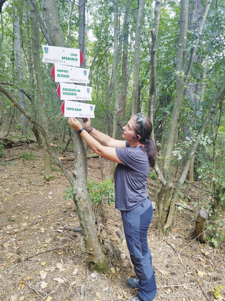 Обновиха един от  туристическите  маршрути в региона