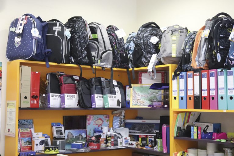 По-скъпи тетрадки купуват  учениците тази година