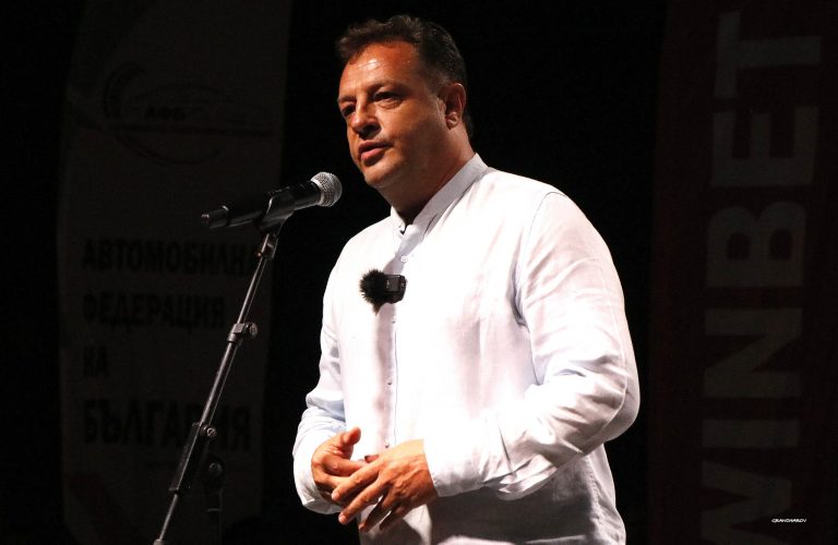 Откриха Рали България пред крепостта Царевец