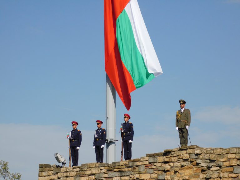 Велико Търново отбелязва 115 години Независимост на България (снимки)