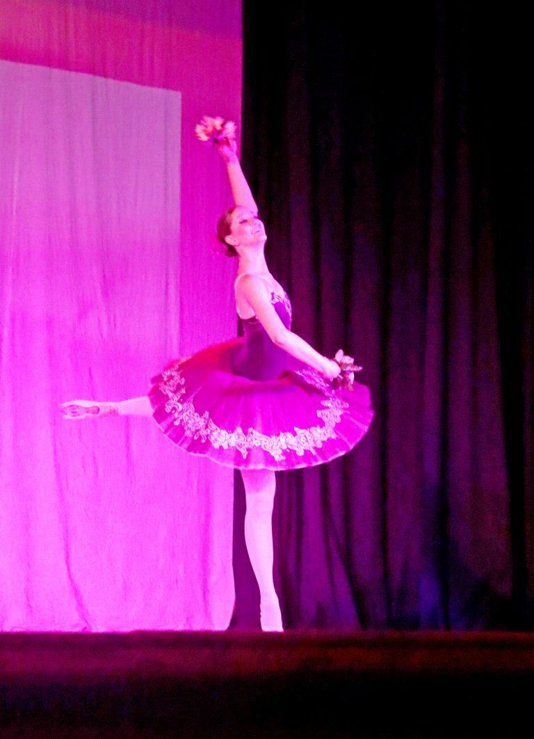 Прекрасен спектакъл представиха на лясковска сцена децата от търновския „Вирджиния Балет“