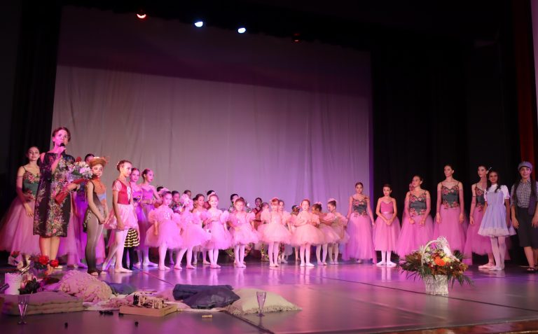 Прекрасен спектакъл представиха на лясковска сцена децата от търновския „Вирджиния Балет“