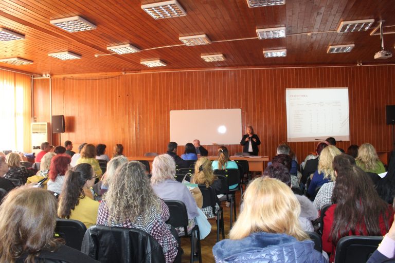 Голям спад в броя на незаписаните деца в образователната система бележи областта