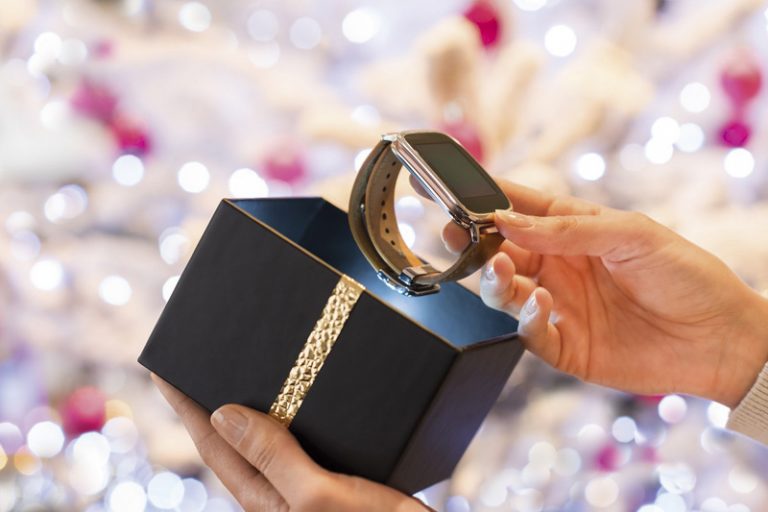 Коледна селекция от смарт  часовници с до 80% намаление от А1