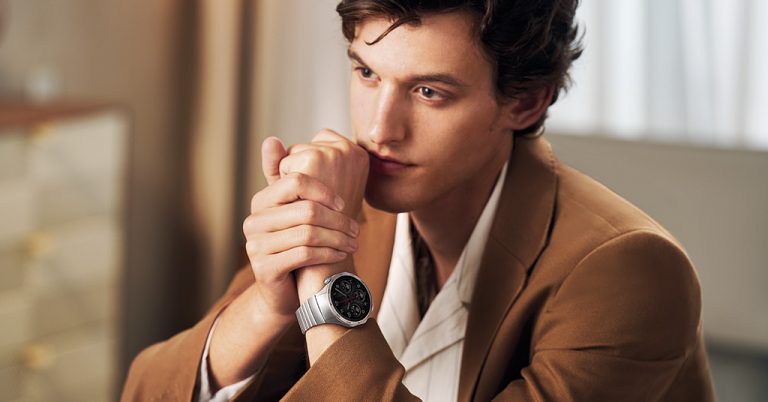 Коледна селекция от смарт  часовници с до 80% намаление от А1