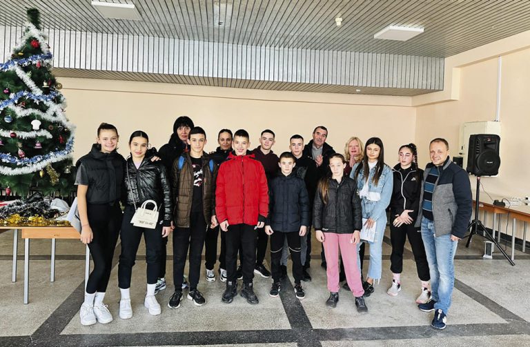 Борецът Ник Дойчинов стана спортист  на годината в Спортното училище