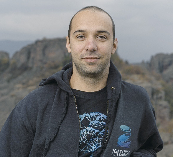 Горна Оряховица | Създател на водеща компания за виртуалната реалност гостува на ученици в Г. Оряховица