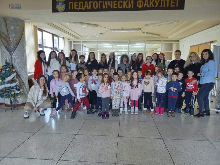 Общество | Деца участваха в образователна работилница на студенти от ВТУ