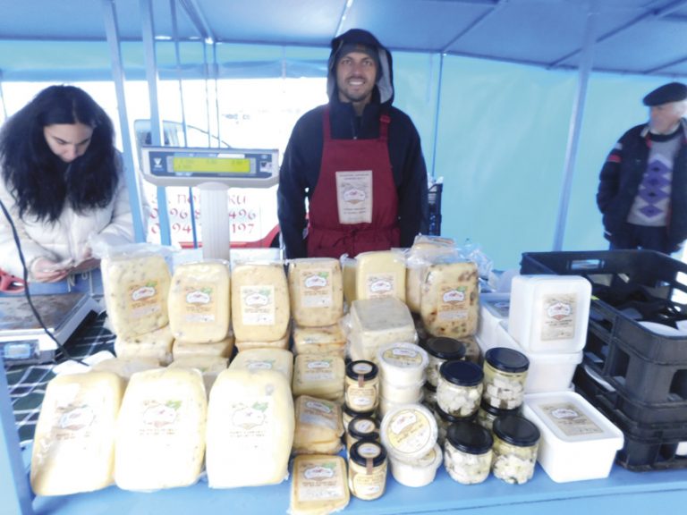 Фермерският  пазар събира великотърновци и за Коледа