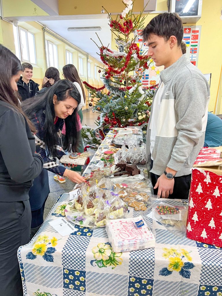 Общество | 1250 лева за бус с инвалидна платформа събраха в ПМГ